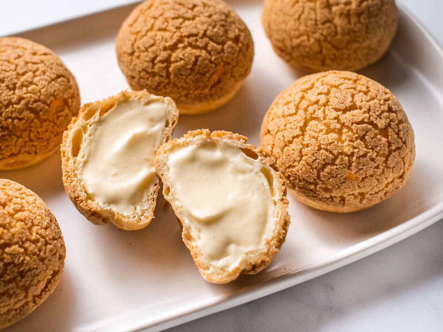 Tarta Profiteroles de Crema Pastelera